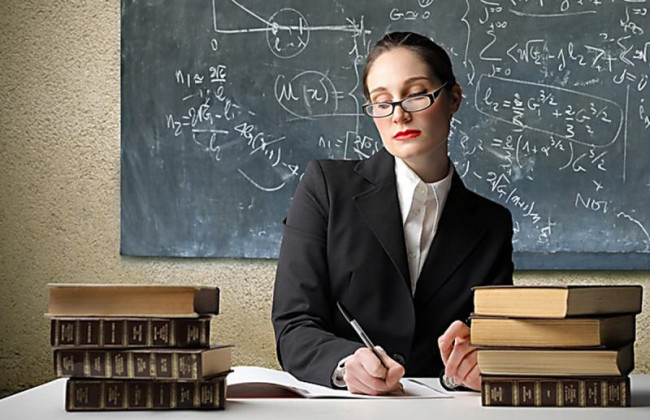 Невакцинованих вчителів у Тернополі зобов'яжуть щотижня здавати ПЛР-тест за свій рахунок