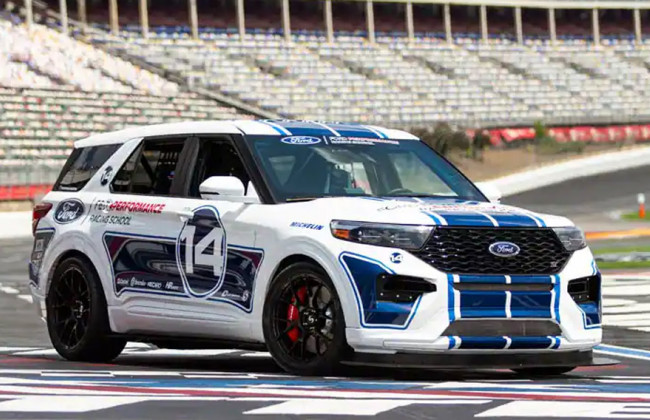 Ford Explorer превратился в гоночный болид