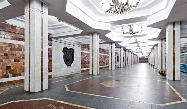 В Харькове пассажир упал на рельсы метро