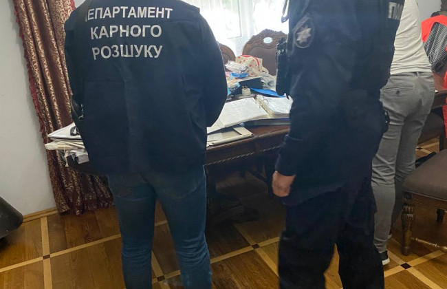 У Києві група осіб приватизувала квартири іноземців на суму понад 51 млн грн