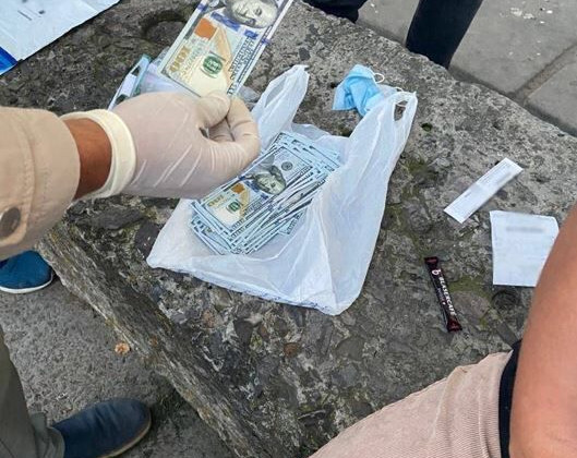 $23 тисячі США за документи на будівництво: у Львові затримано експрацівницю ДАБІ