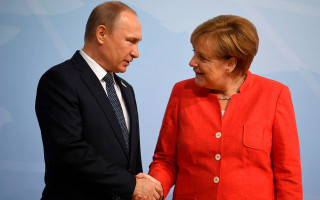 Берлин и Москва должны вести диалог, несмотря на «глубокие разногласия», — Ангела Меркель