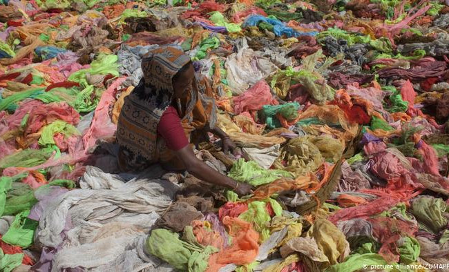 Zara, ASOS и H&M: мировые бренды быстрой моды загрязняют реки