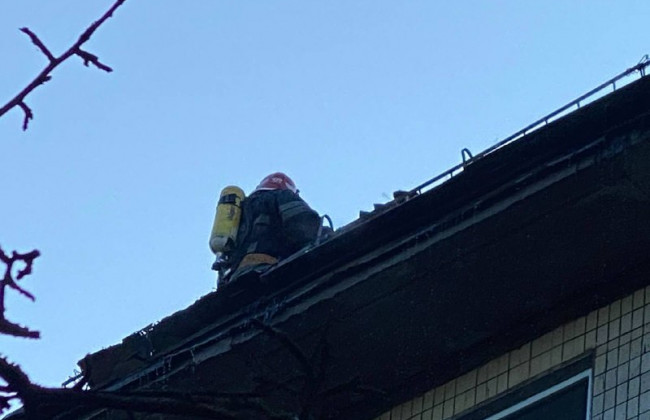 В Киеве вспыхнул пожар в многоэтажке