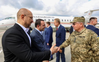 Крымская платформа: участники саммита начали прибывать в Украину