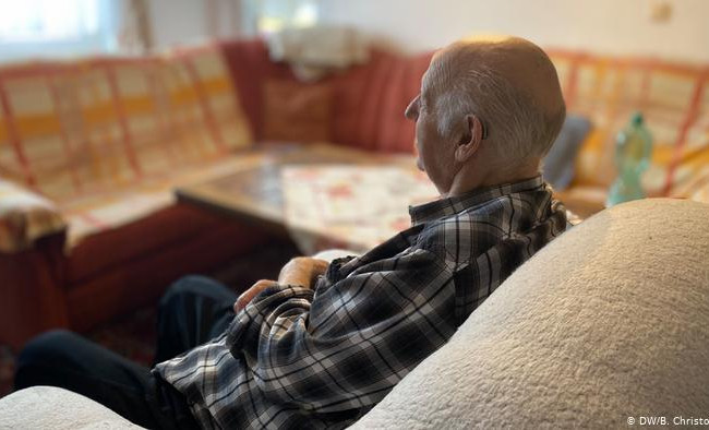 Какие пенсии украинцы будут получать через 20 лет: к чему готовиться