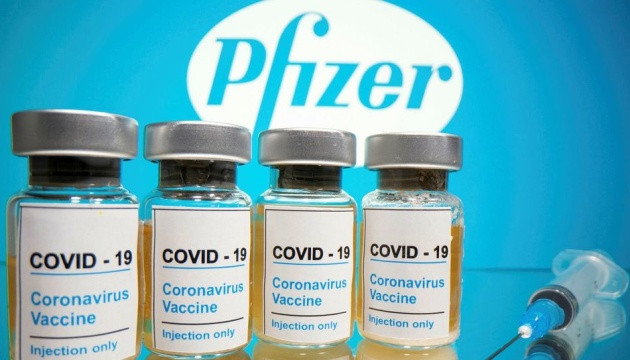 Три дозы Pfizer значительно снижают риск заражения COVID: новое исследование