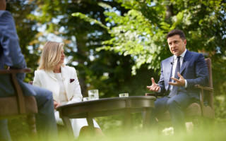 На параді до 30-ї річниці незалежності люди мають побачити, як модернізувалася армія – Президент