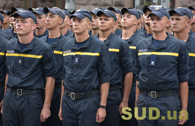 Святкування до Дня Незалежності: рятувальники чергуватимуть в Київських аеропортах та місцях проведення заходів