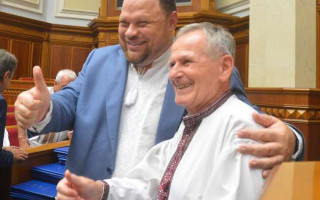 Стефанчук нагородив парламентаріїв, які прийняли Акт проголошення незалежності України