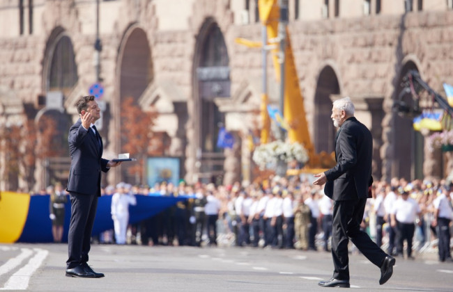 Зеленський вручив державні нагороди з нагоди Дня Незалежності