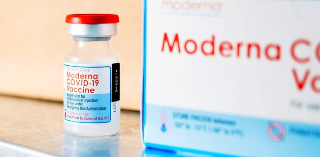 В Moderna выявили неизвестные примеси: Япония приостановила использование вакцины