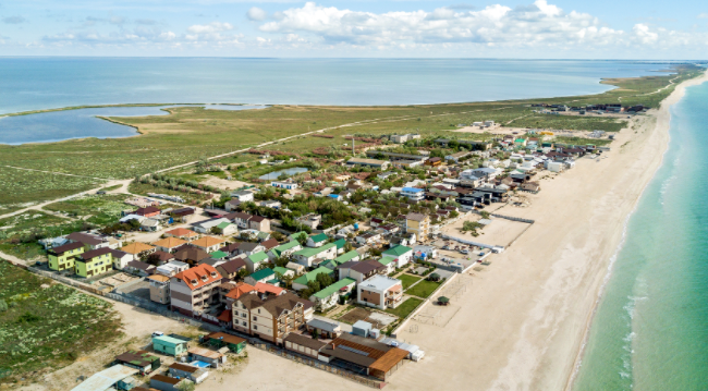 Директор парка на Бирючем острове брал деньги с туристов за свободное перемещение