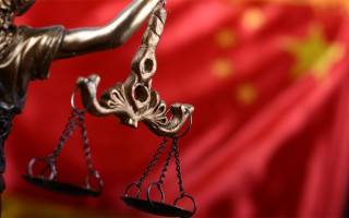 Верховный суд Китая признал незаконной сверхурочную работу