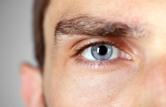 Мужчина потерял зрение после коронавируса: мог различать только большие движения