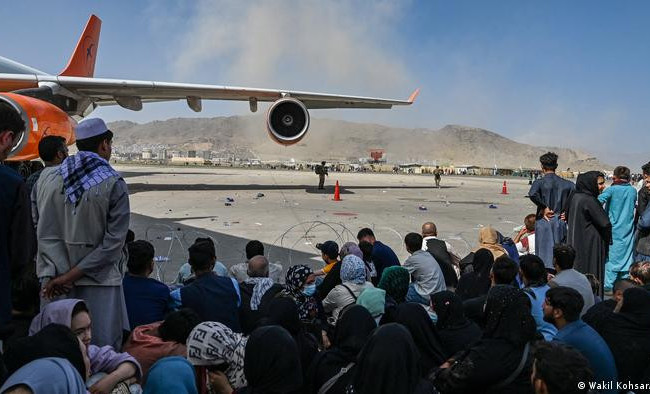 Украина эвакуировала из Афганистана более 650 человек – МИД