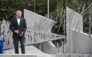 Кличко відкрив в Києві Меморіал пам’яті загиблим воїнам