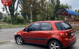 Киевляне проучили очередного «героя парковки»