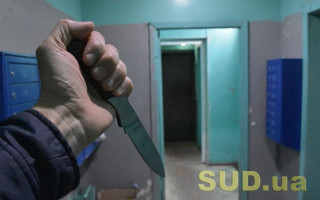 В Киеве пьяный мужчина едва не зарезал мать