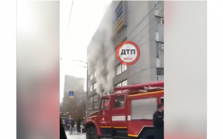 В Киеве загорелось здание студенческого общежития, – СМИ