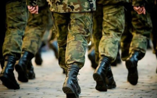 Незаконний призов до служби в армії РФ: підозрюється військовий комісар окупованого півострова Крим