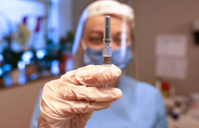 В Европе обеспокоились побочками после вакцин Pfizer и Johnson&Johnson