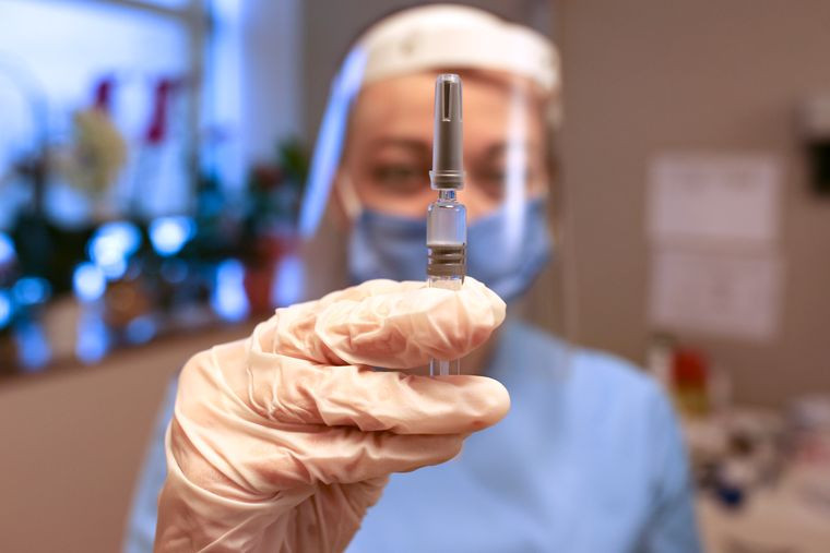 В Европе обеспокоились побочками после вакцин Pfizer и Johnson&Johnson