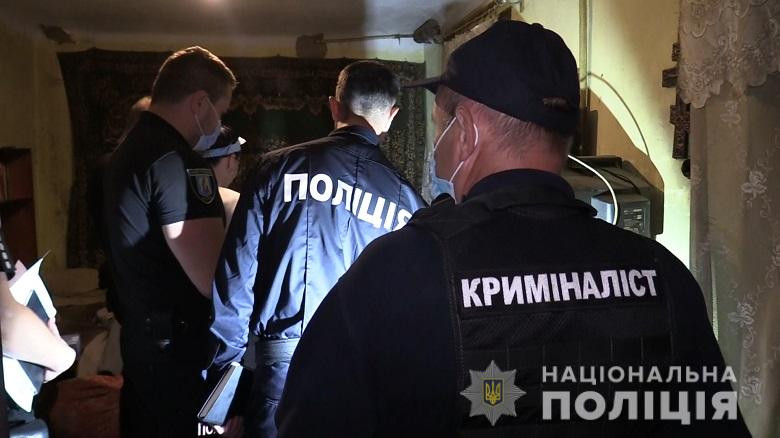 В Киеве женщина одним ударом в живот убила мужчину