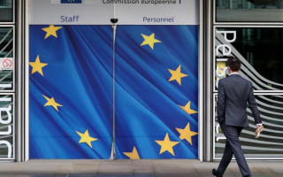 ЕС может лишить Польшу финансирования за анти-ЛГБТ зоны