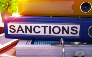 Кабмин предлагает СНБО ввести новые санкции против России