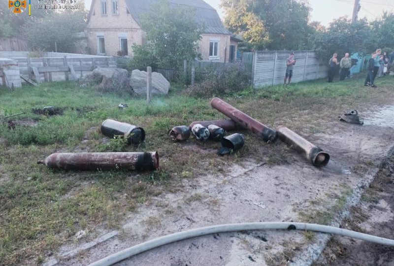 Под Киевом дотла сгорел гараж