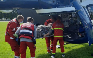 Под Киевом беременную девушку спасали на вертолете: детали