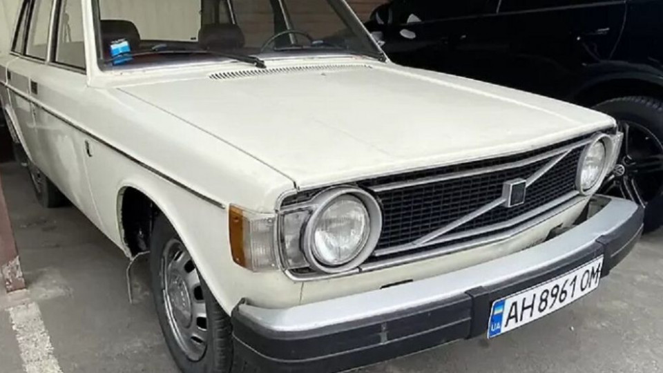 В Украине обнаружили уникальный Volvo их 70-х годов, фото