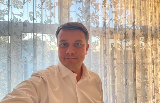 Разумков повторно заболел коронавирусом