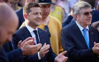 Зеленский встретился с президентом МОК: о чем говорили