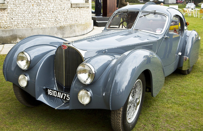 Показали 10 шикарных ретроавтомобилей