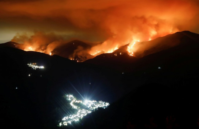 В Испании горят леса: тысячи людей эвакуированы