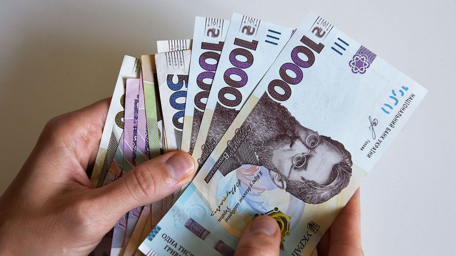 Средняя зарплата в конце 2022 года превысит 17,5 тысяч гривен, — Шмыгаль
