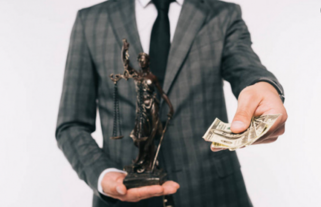 Украина выполнила требование о реформе ВККС и ВСП: в «Слуге народа» рассказали, за что ЕС дал Украине 600 млн евро