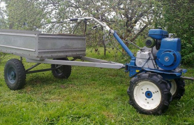 Сів за кермо мотоблоку напідпитку — заплати штраф: рішення суду