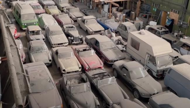 На торги выставлены 174 классических автомобиля из одной частной коллекции