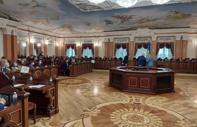 Пленум Верховного Суда по вопросу Этического совета возобновит работу 8 октября