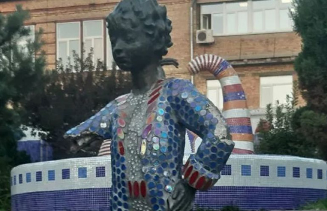 В Киеве полиция начала поиски похитителей руки Маленького принца