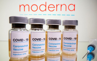 Moderna заявила об ослаблении защиты от COVID и призвала делать ревакцинацию