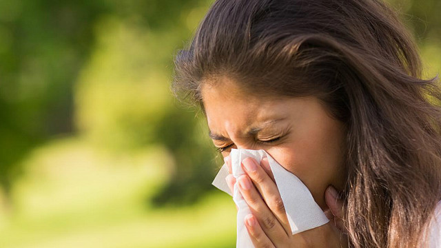 Легко спутать с аллергией: врач назвал особенности штамма «Дельта»