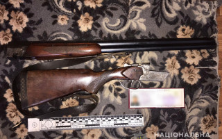 У пенсіонера на Одещині виявили схрон зброї у квартирі