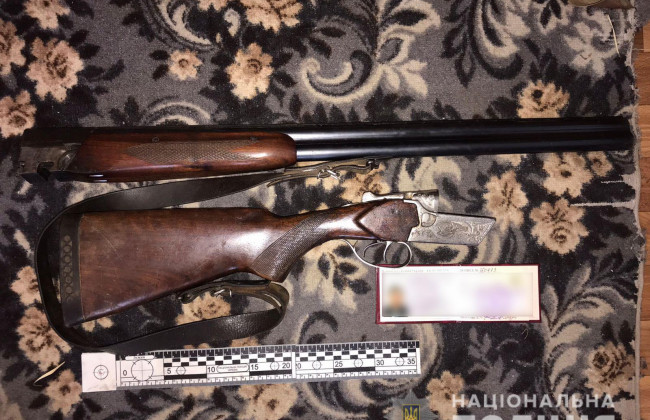 У пенсіонера на Одещині виявили схрон зброї у квартирі