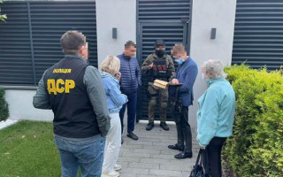 Двоє екскерівників науково-дослідних інститутів розтратили майже 42 млн грн бюджетних коштів