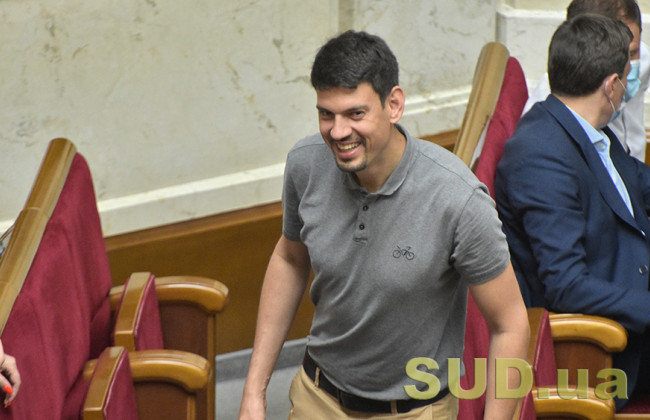 Депутат порадив чиновникам продавати свої віртуальні активи та нагадав їм про НАЗК