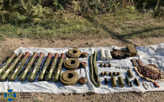 Готували диверсію: поблизу вокзалу на Донеччині виявлено схрон з вибухівкою бойовиків «ДНР»